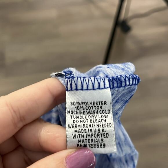 t. la Blue Lightweight Oversized Henley Size Small - Picture 7 of 8